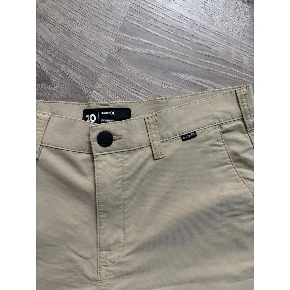 Hurley Boys Khaki 20 Dri Shorts Size 20 Casual Everyday Lightweight One and Only